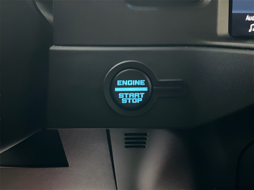 Used 2025 Ford Bronco Badlands image 25