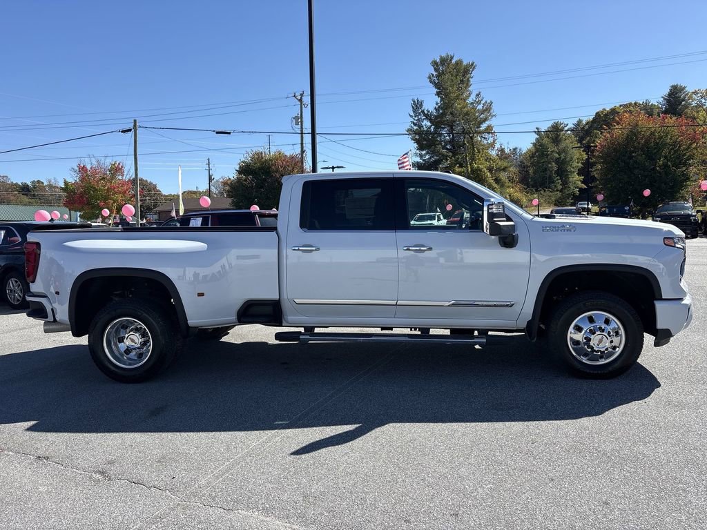 New 2026 Chevrolet Silverado 3500 High Country w/ Technology Package image 10
