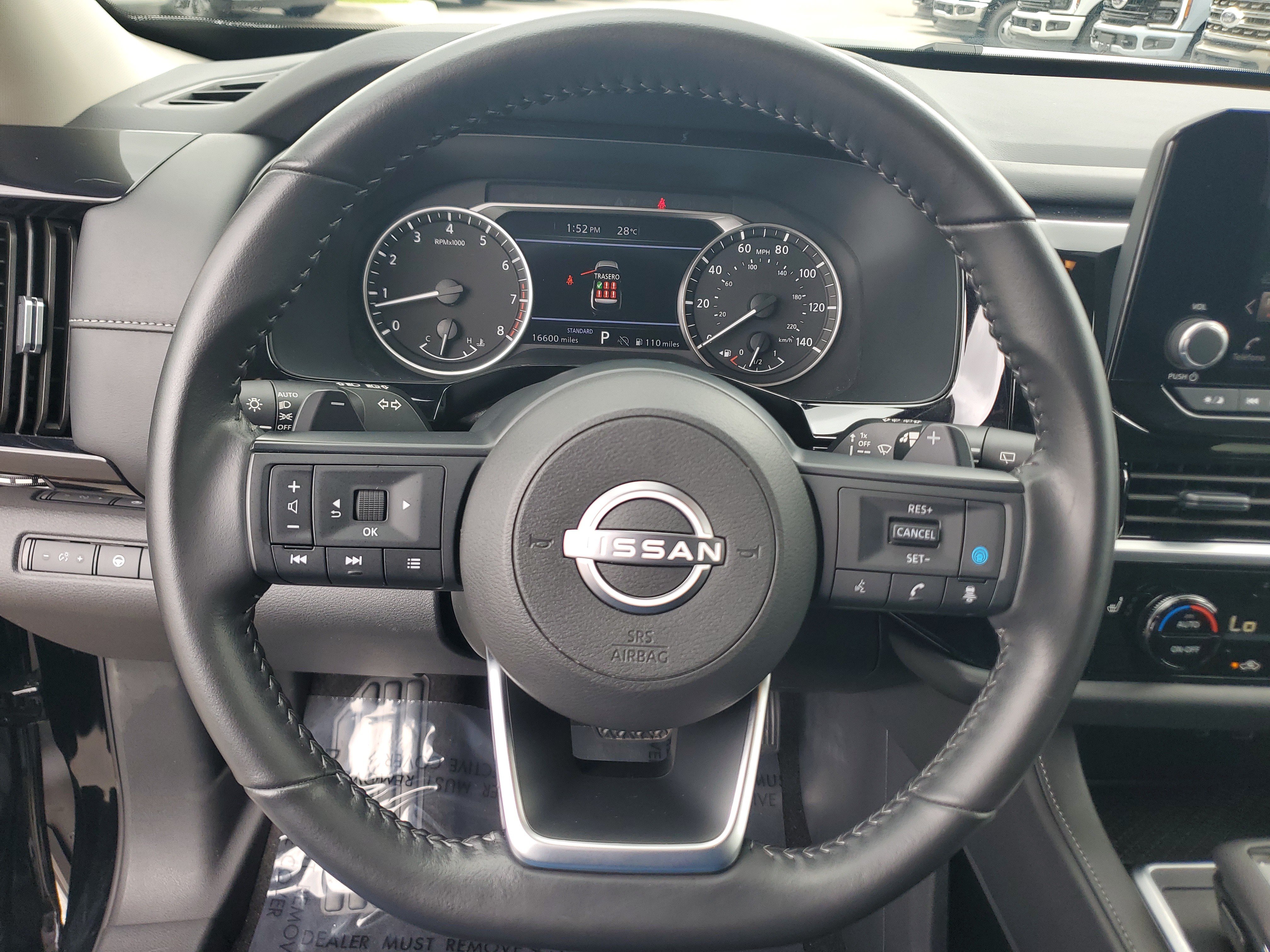 Certified 2025 Nissan Pathfinder SV w/ Black Appearance Package FWD image 21