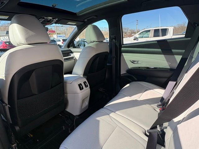 Used 2025 Hyundai Tucson Limited image 37
