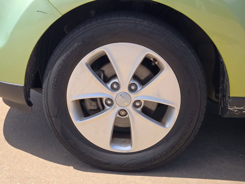 Used 2014 Kia Soul FWD image 27