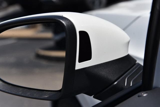 New 2026 Volkswagen GTI SE FWD image 9