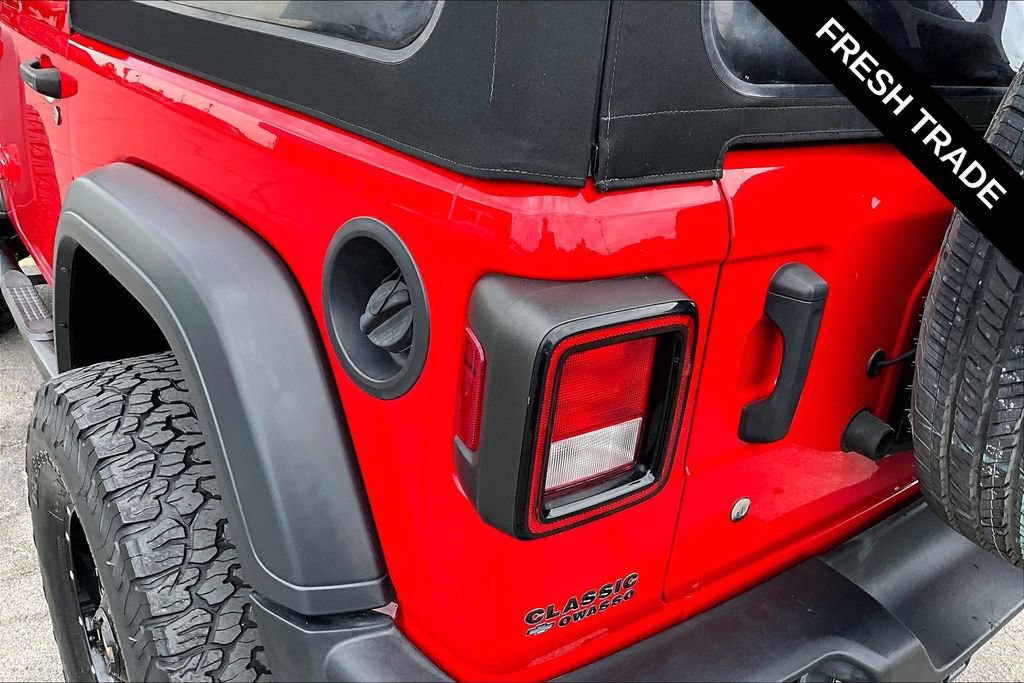 Used 2020 Jeep Wrangler Sport AWD/4WD image 23