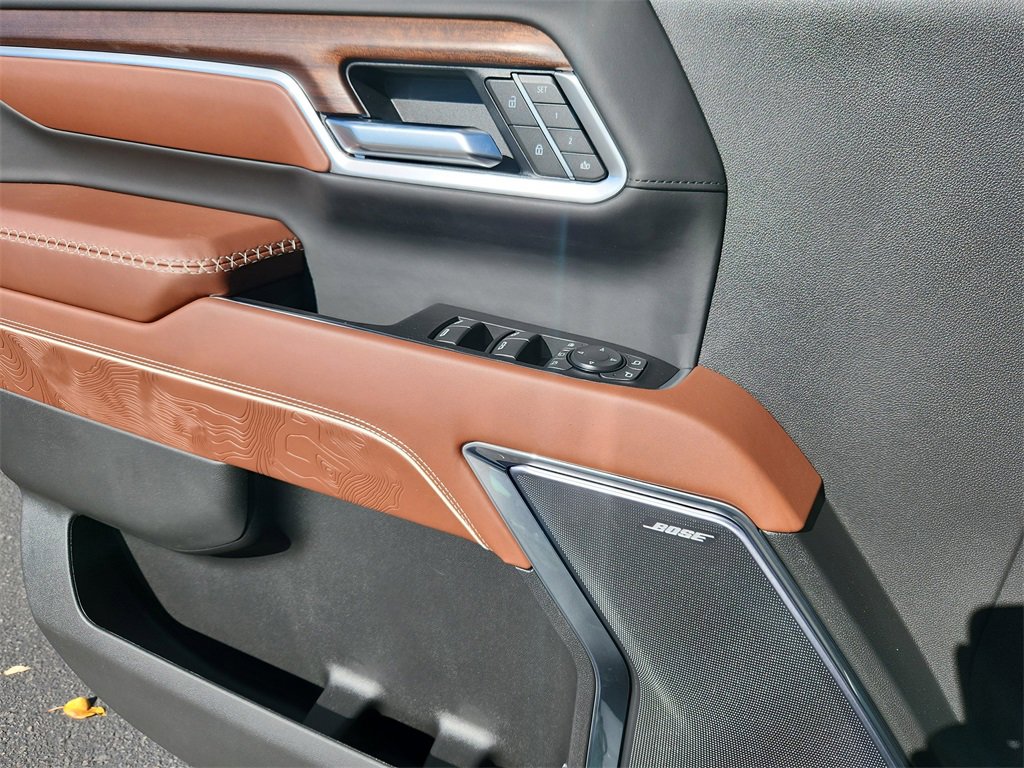 New 2026 GMC Sierra 2500 Denali Ultimate image 6