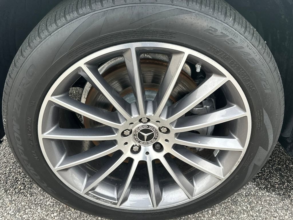 Used 2022 Mercedes-Benz GLE 450 4MATIC w/ AMG Line Exterior image 15