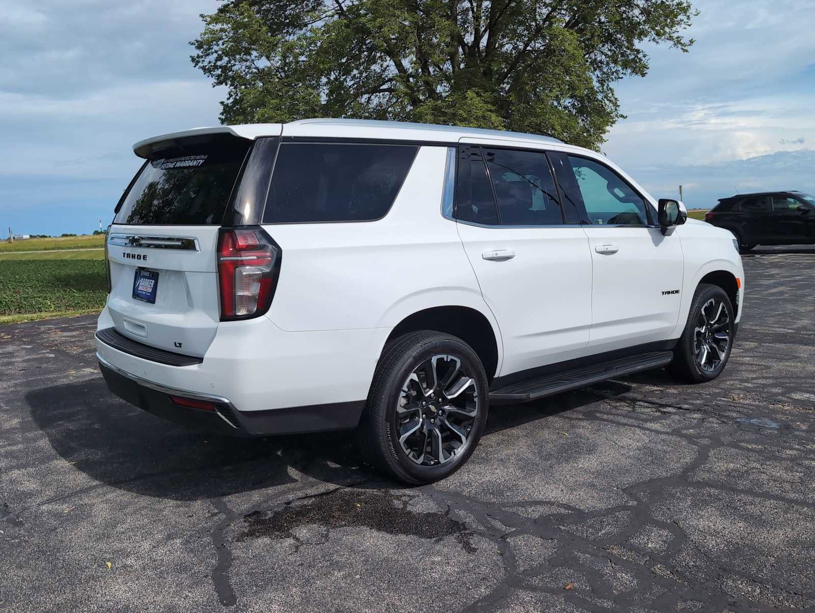 Used 2023 Chevrolet Tahoe LT w/ Luxury Package AWD/4WD image 11