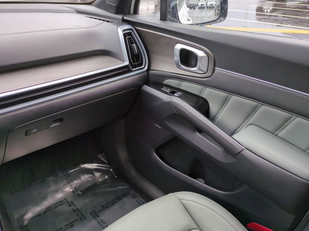 Used 2024 Kia Sorento SX Prestige w/ Sage Leather Package image 16