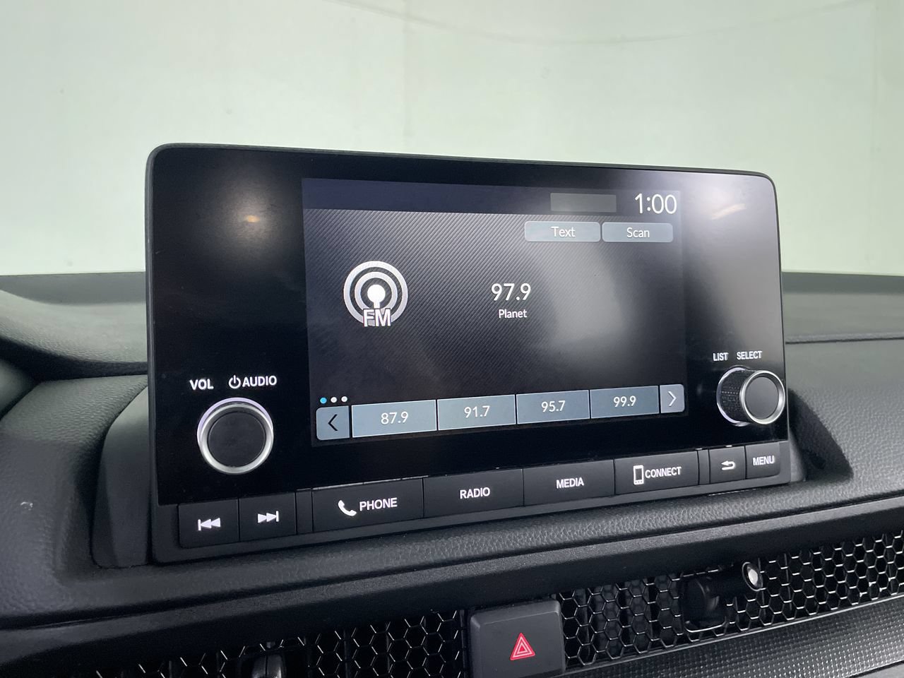 Used 2025 Honda CR-V Sport image 16