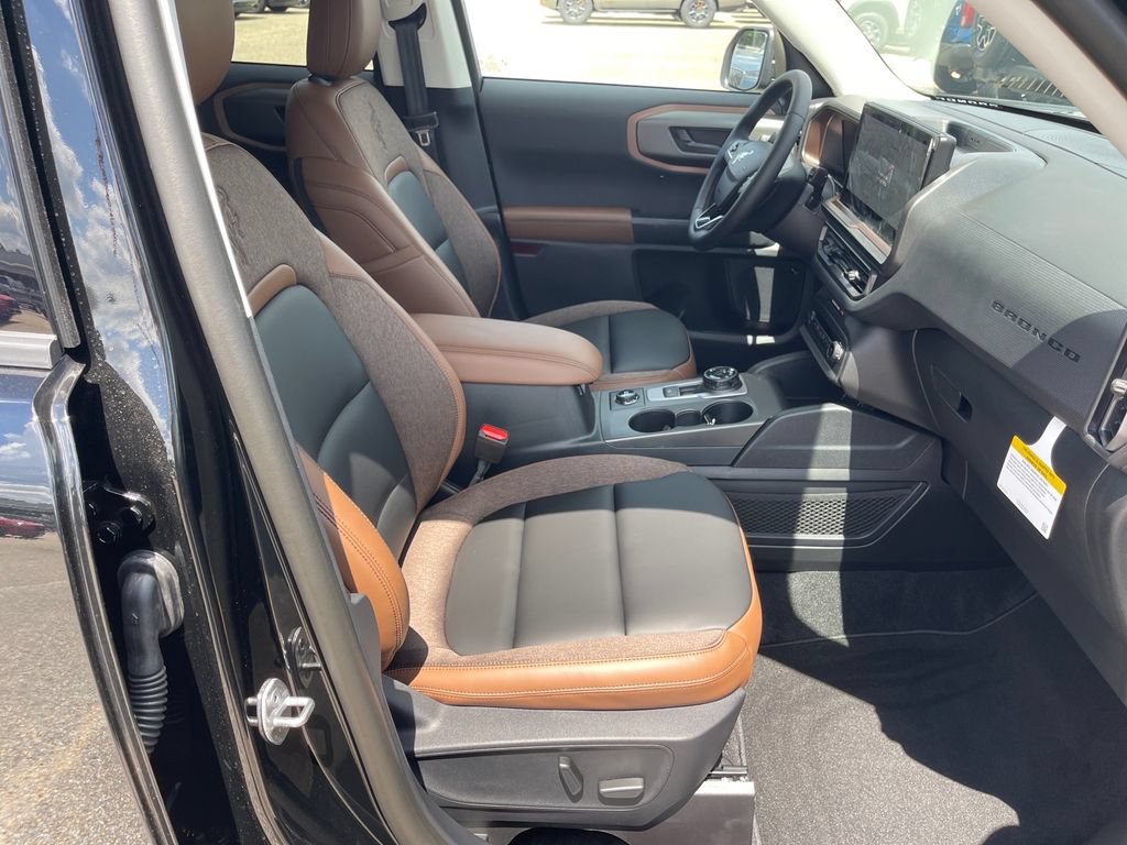 New 2026 Ford Bronco Sport Outer Banks w/ Outer Banks Tech Package+ AWD/4WD image 14