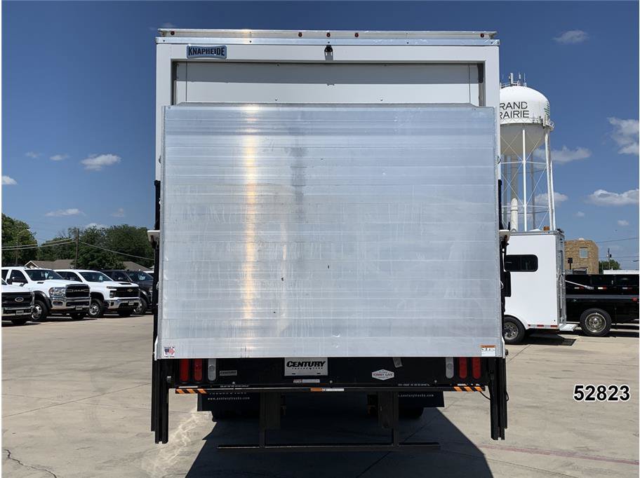 Used 2024 Chevrolet Low Cab Forward 6500XD RWD image 9