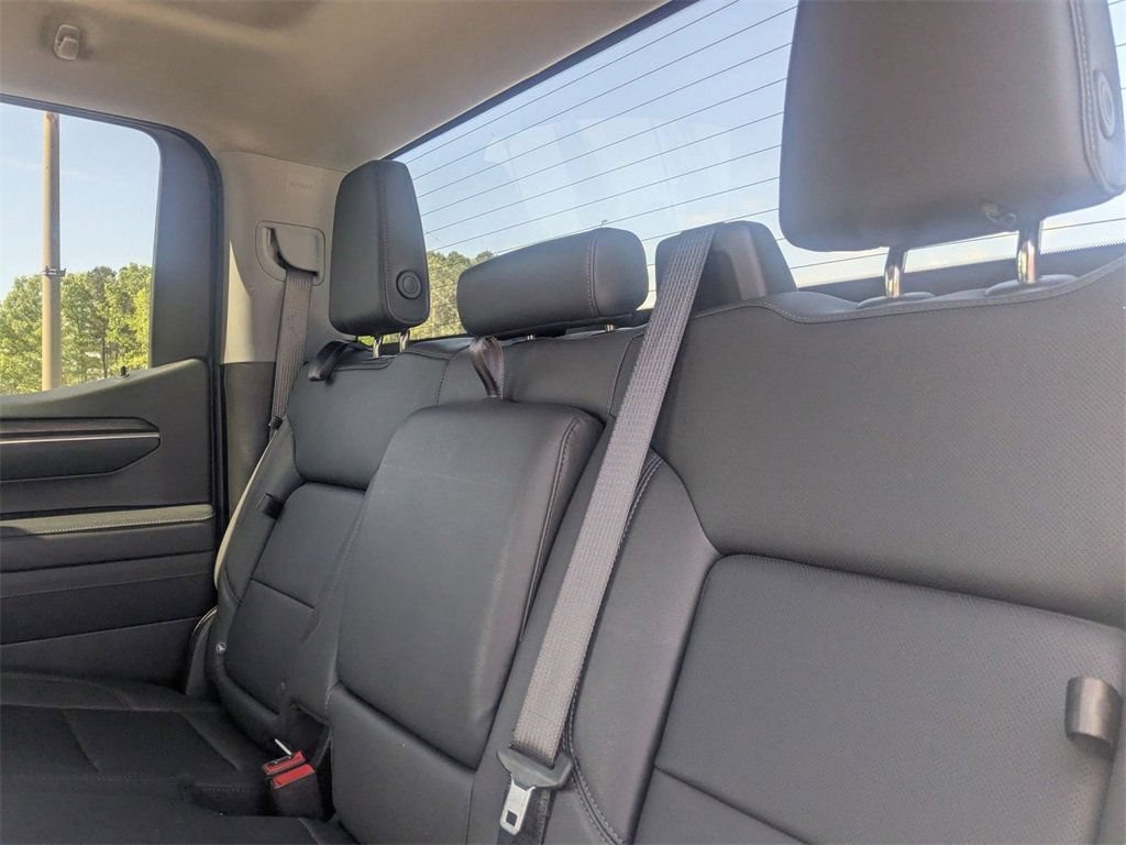 Used 2025 GMC Sierra 1500 SLT RWD image 28
