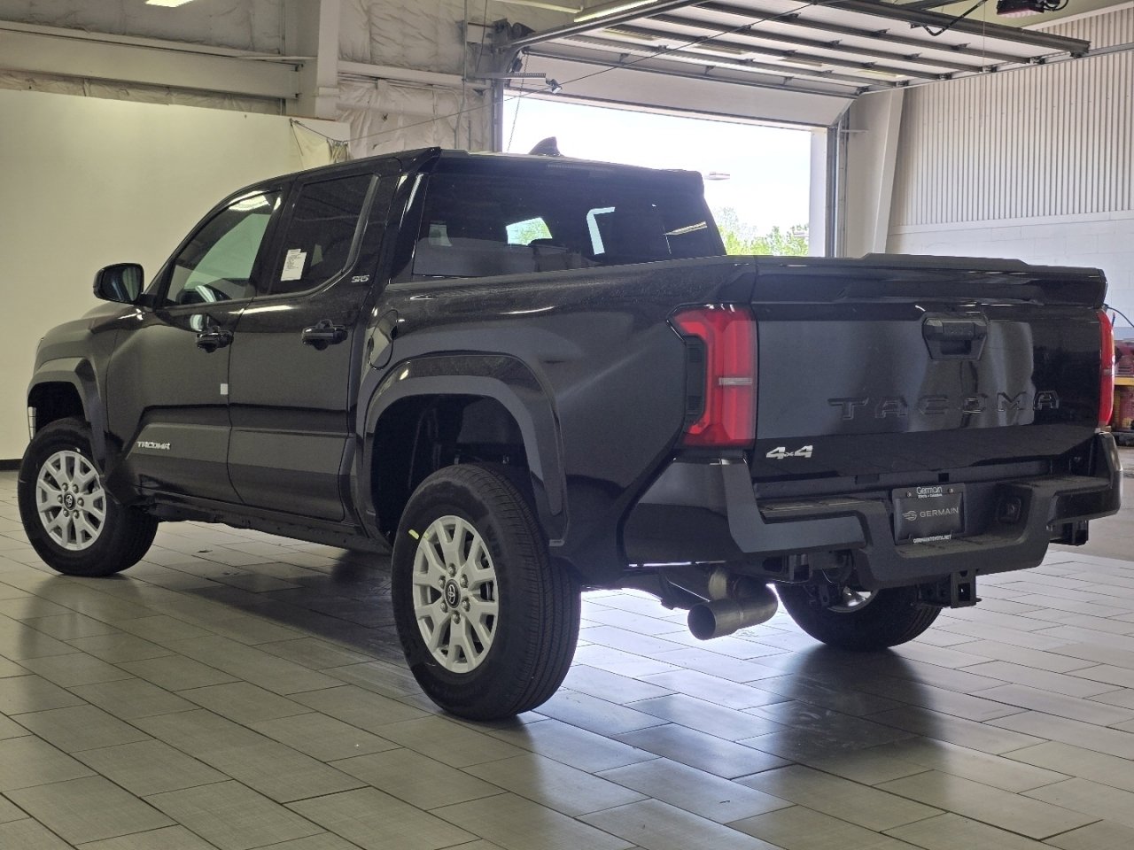 New 2026 Toyota Tacoma SR5 AWD/4WD image 14