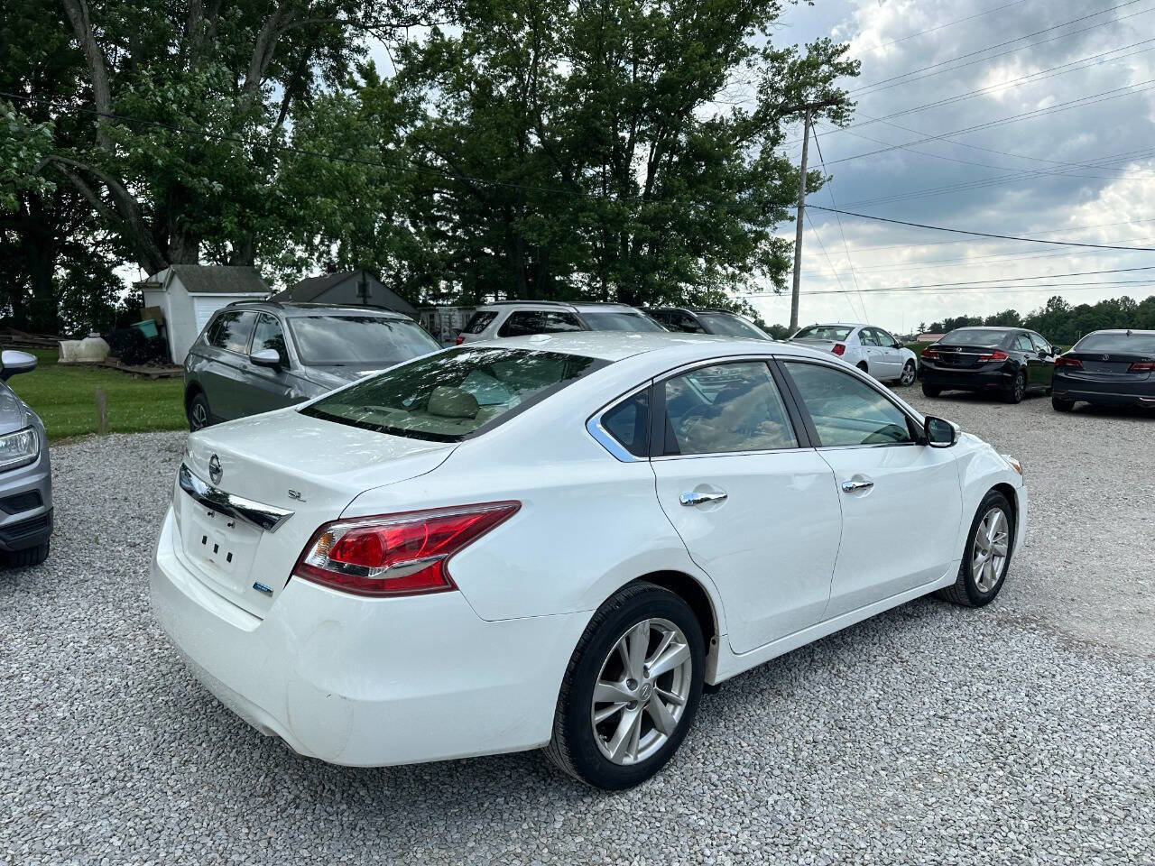 Used 2013 Nissan Altima 2.5 SL w/ Technology Pkg image 5
