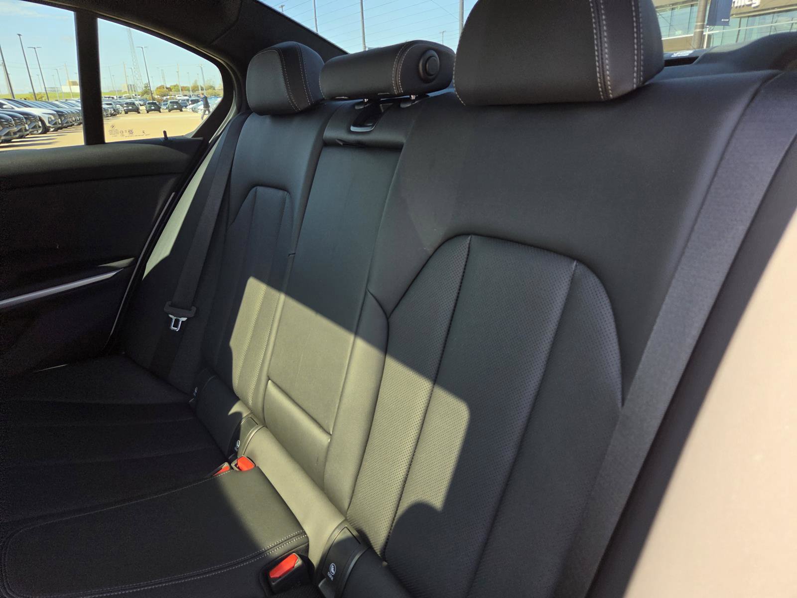 Used 2024 BMW 330i Sedan w/ Convenience Package RWD image 12