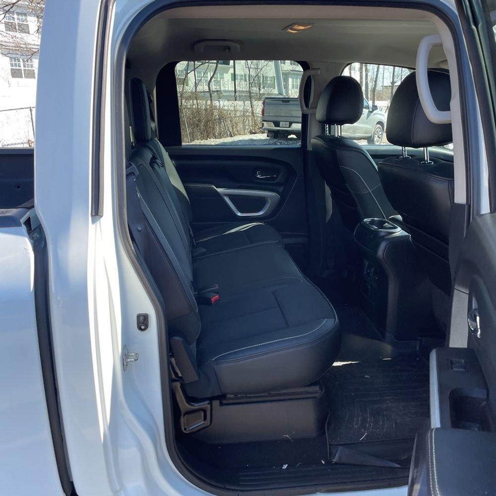Used 2017 Nissan Titan PRO-4X image 13