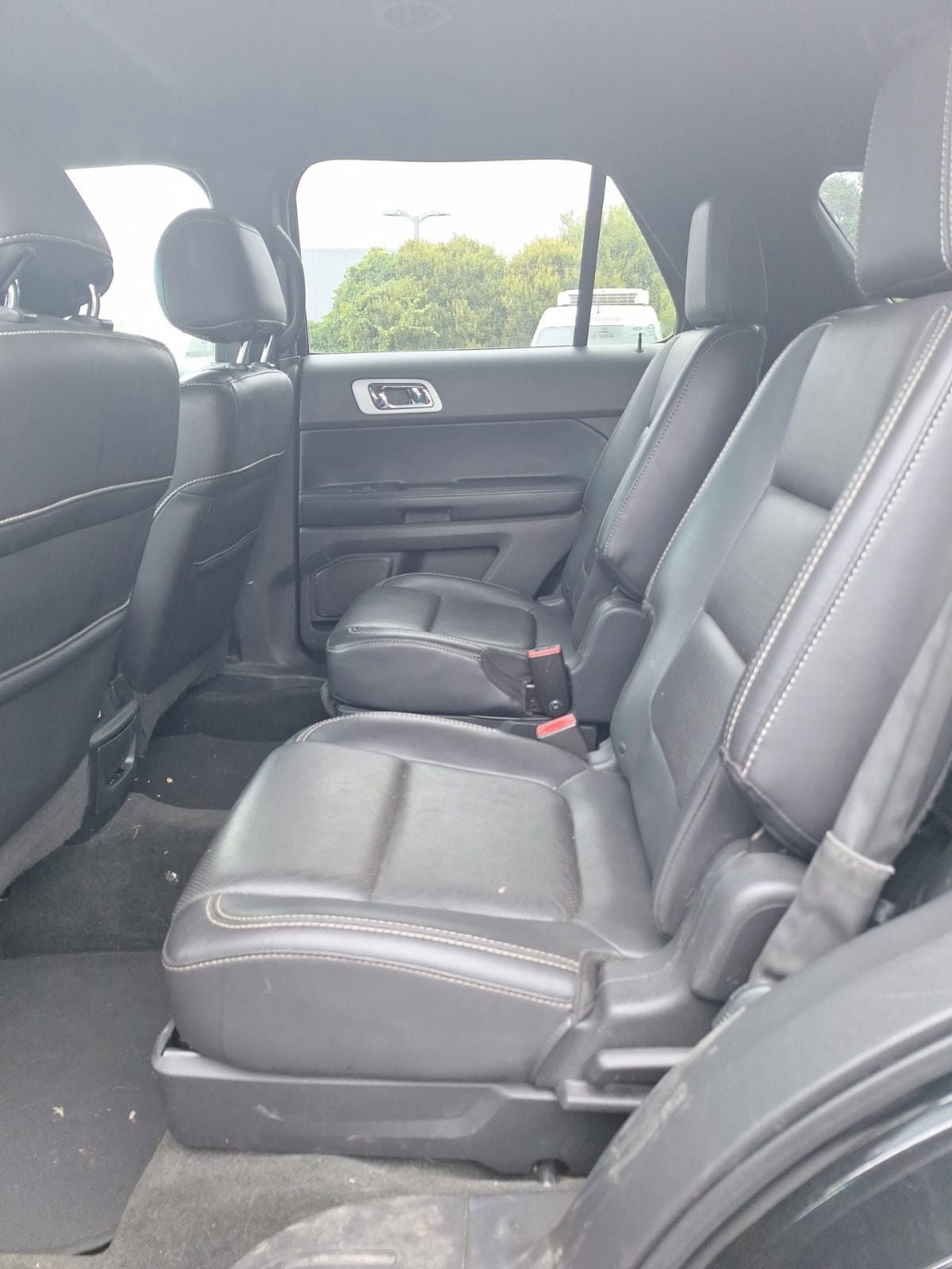 Used 2015 Ford Explorer Sport w/ Equipment Group 401A AWD/4WD image 15