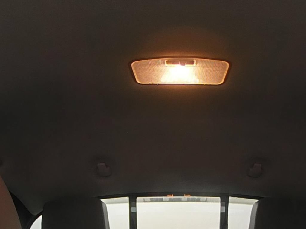 Used 2022 Toyota Tacoma SR5 RWD image 17