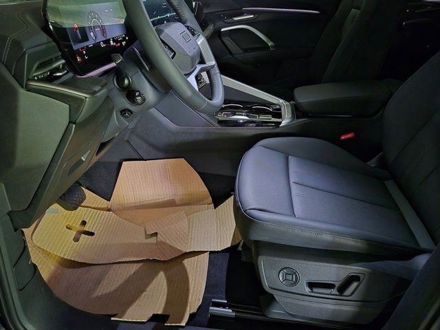 New 2026 Audi Q5 Premium AWD/4WD image 12
