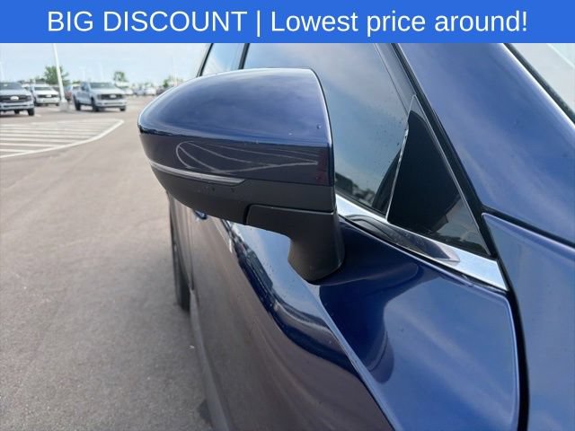 Used 2022 Nissan Pathfinder SV FWD image 7
