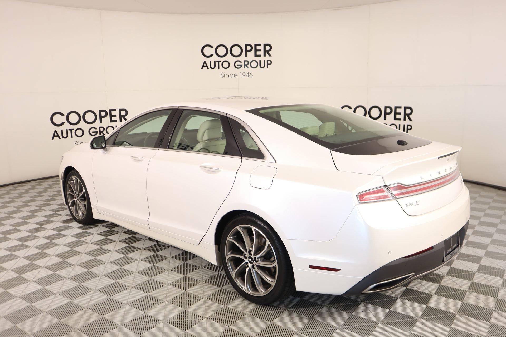 Used 2019 Lincoln MKZ Reserve w/ Reserve Plus Package image 23