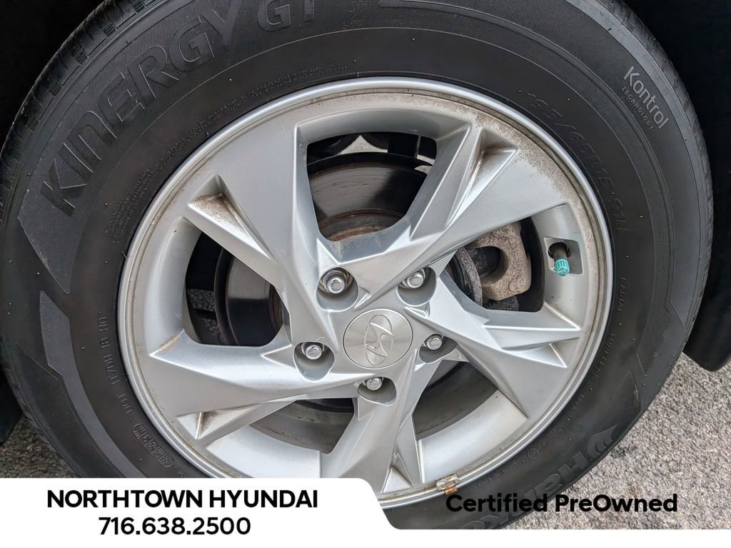 Certified 2023 Hyundai Elantra SE image 39