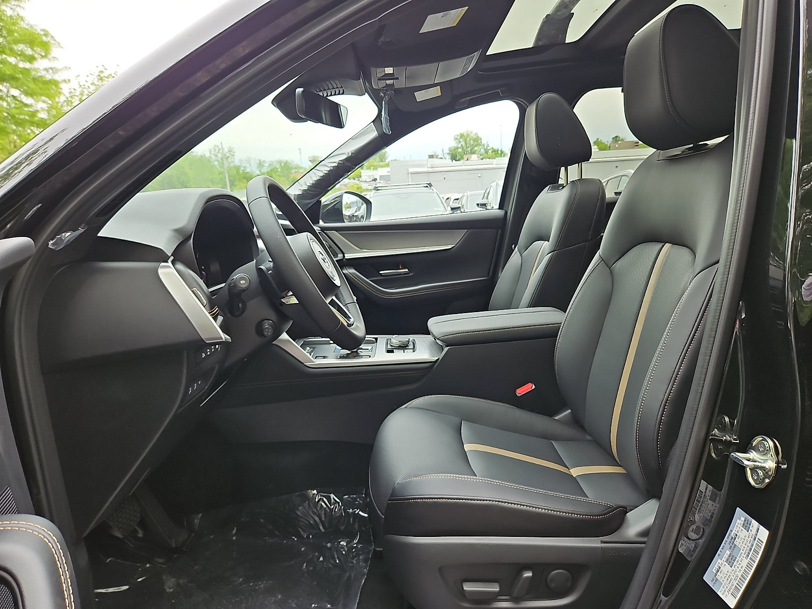 New 2026 MAZDA CX-90 Plug-In Hybrid w/ Premium Plus AWD/4WD image 11