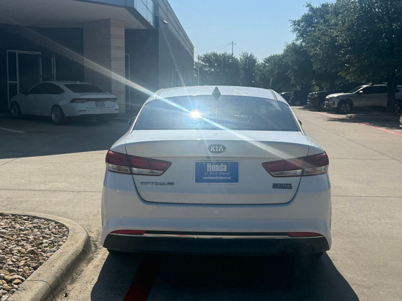 Used 2016 Kia Optima LX FWD image 4