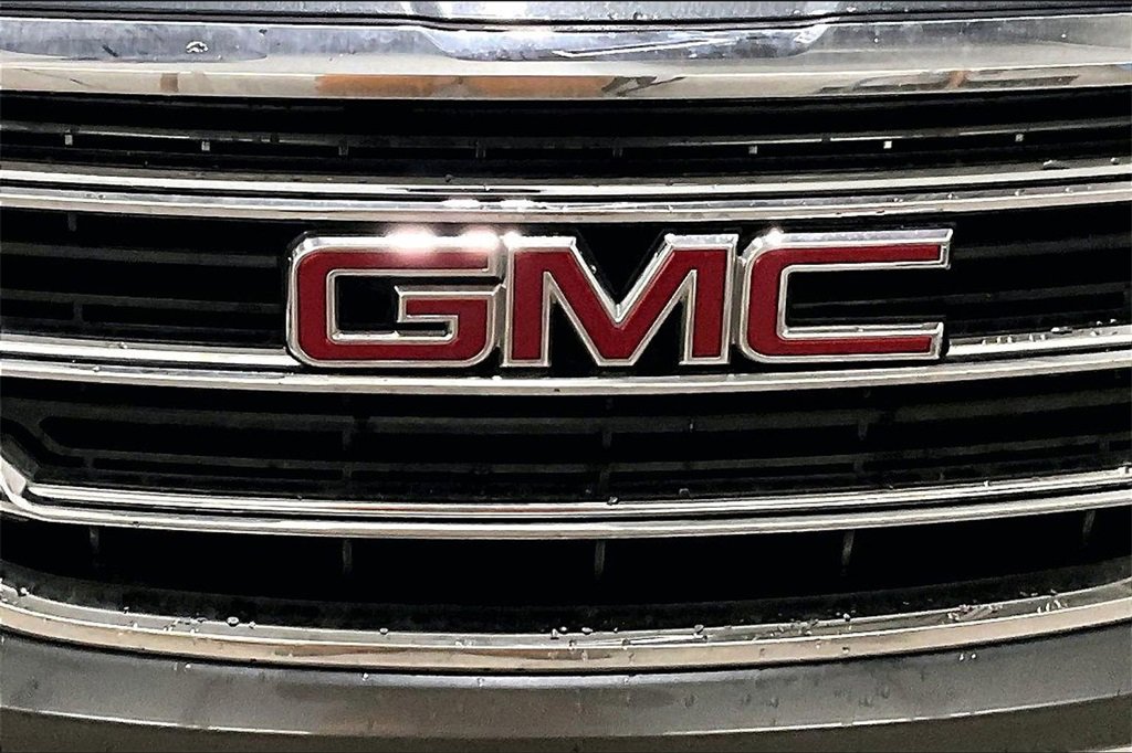 Used 2020 GMC Terrain SLT image 32