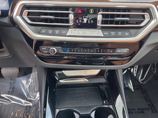 Used 2024 BMW X3 xDrive30i w/ Premium Package w/ZPA AWD/4WD image 21