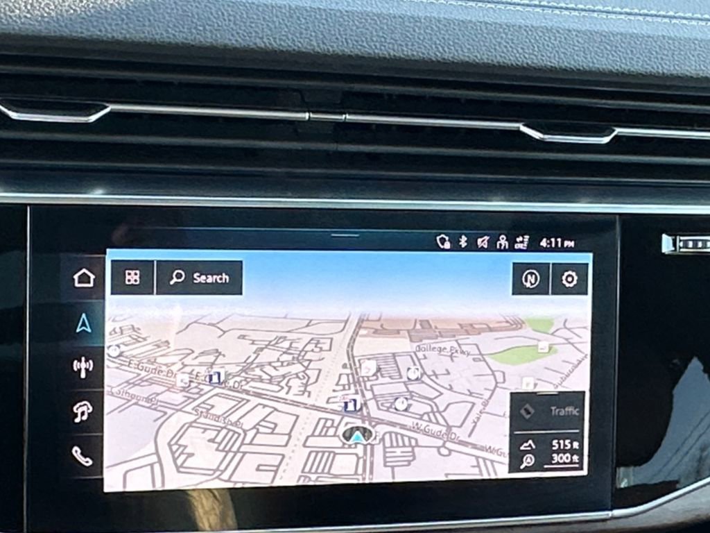 Used 2025 Audi Q7 3.0T Premium Plus image 16