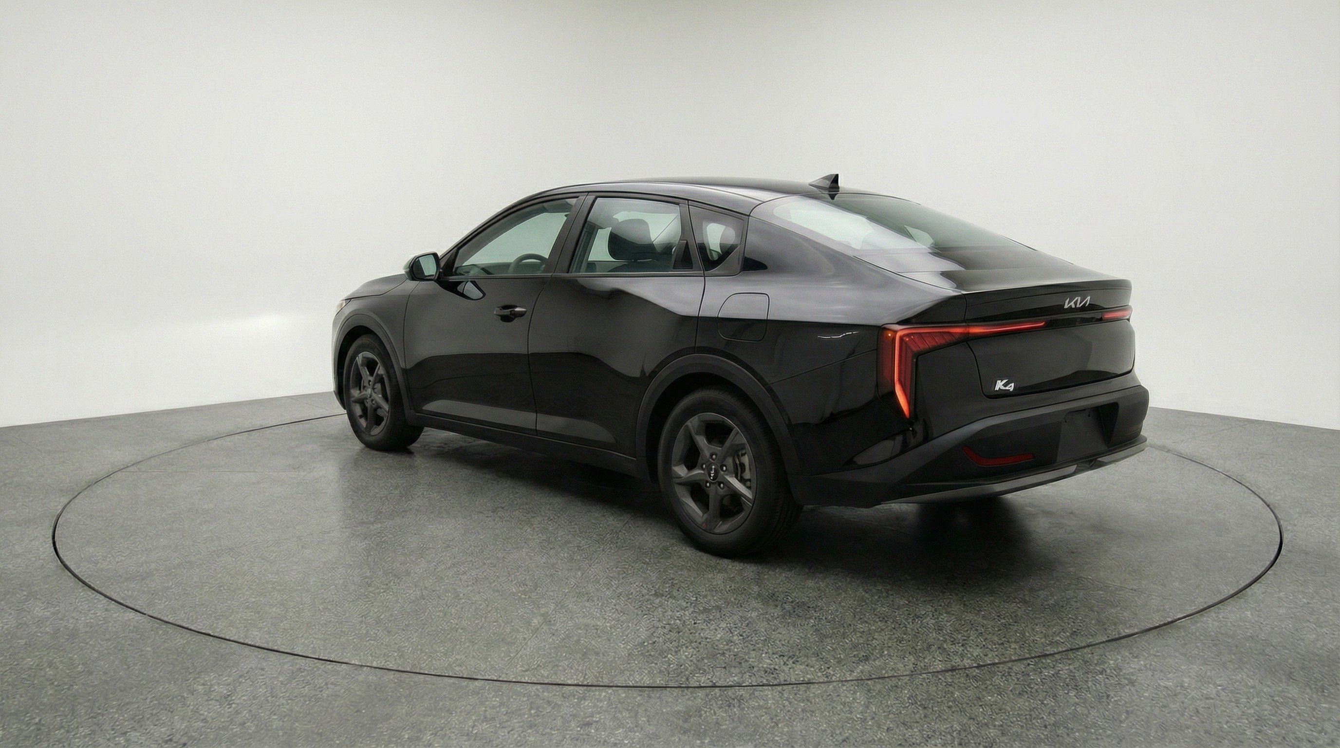 Used 2025 Kia K4 LXS FWD image 6