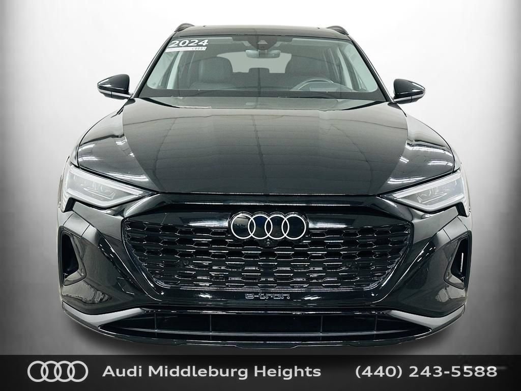 Certified 2024 Audi Q8 e-tron Prestige w/ Prestige Package AWD/4WD image 2