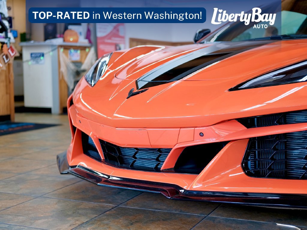 Used 2025 Chevrolet Corvette E-Ray w/ Stealth Interior Trim Package AWD/4WD image 4