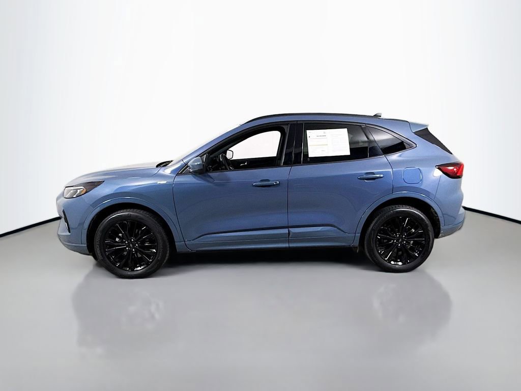 Certified 2023 Ford Escape ST-Line Elite image 4