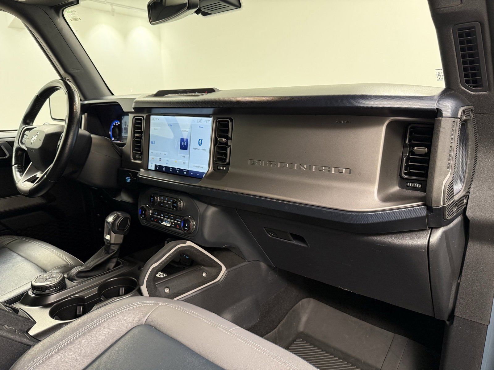 Used 2022 Ford Bronco Outer Banks image 30