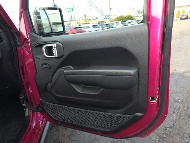 Used 2024 Jeep Gladiator Willys image 38