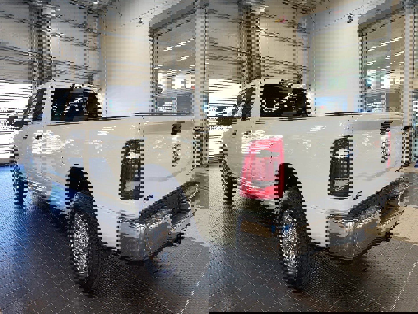 Used 2024 RAM 3500 Tradesman w/ Towing Technology Group image 22