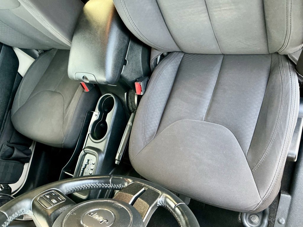 Used 2016 Jeep Wrangler Unlimited Sport w/ Quick Order Package 24S image 40