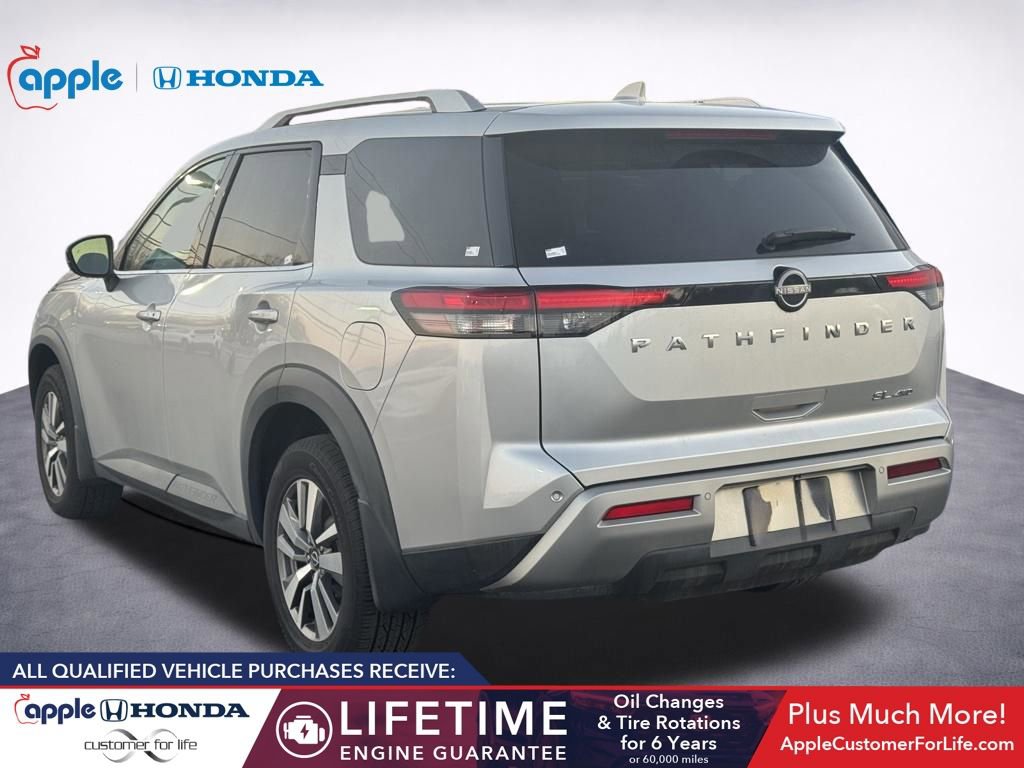 Used 2022 Nissan Pathfinder SL image 6