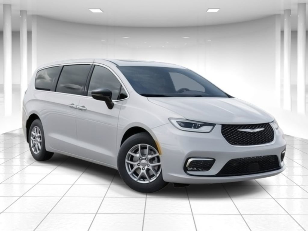 New 2025 Chrysler Pacifica Select FWD image 5