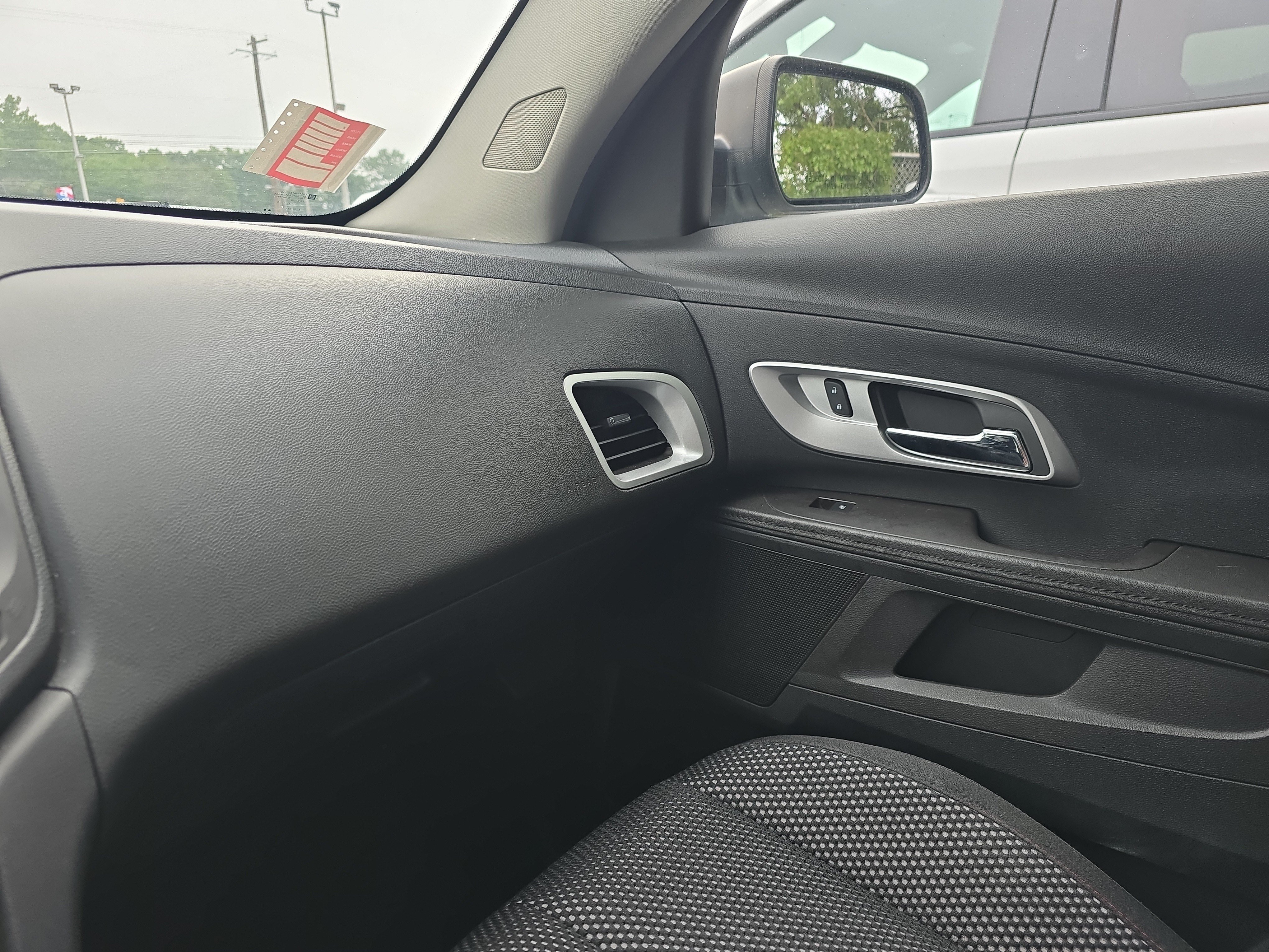 Used 2016 Chevrolet Equinox LS AWD/4WD image 28