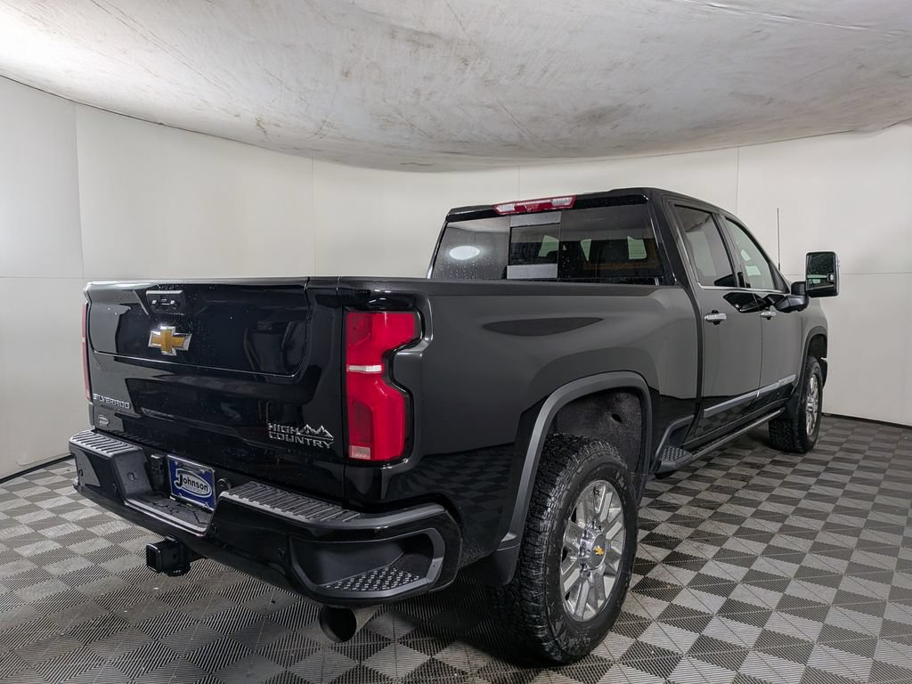 New 2026 Chevrolet Silverado 2500 High Country w/ High Country Premium Package AWD/4WD image 7