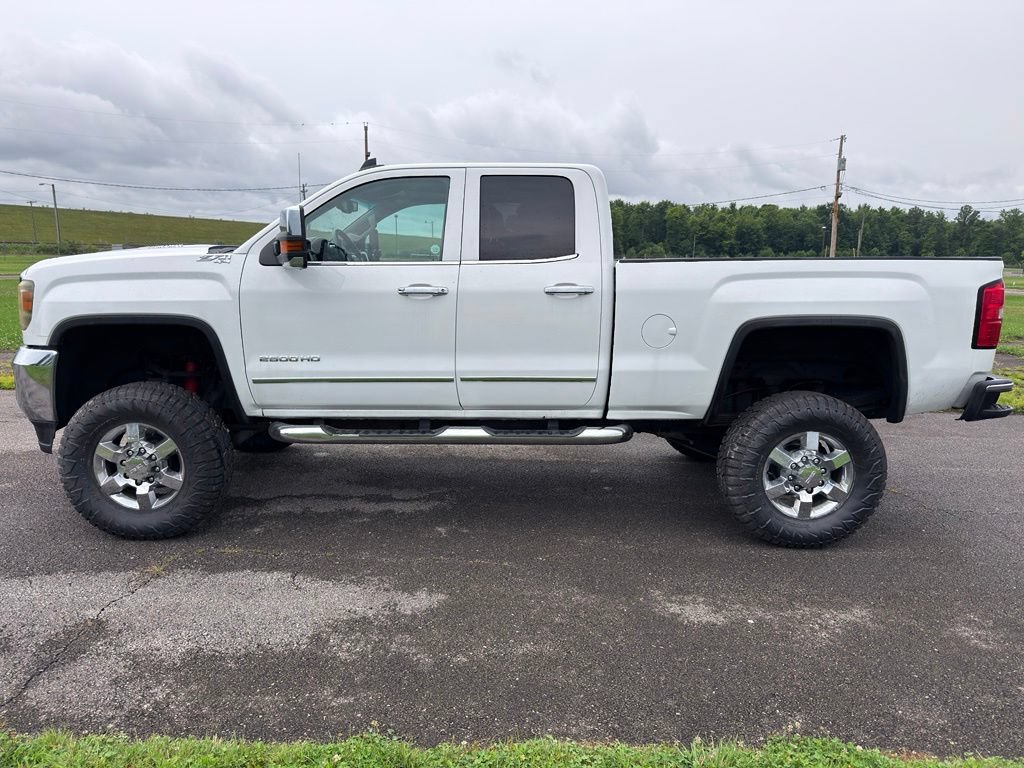 Used 2016 GMC Sierra 2500 SLT w/ Suspension Package, Off-Road AWD/4WD image 15