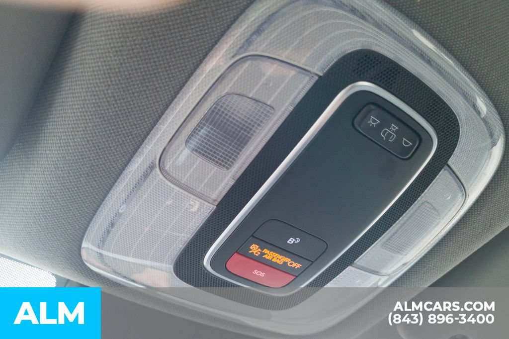 Used 2023 Hyundai Elantra SEL FWD image 35