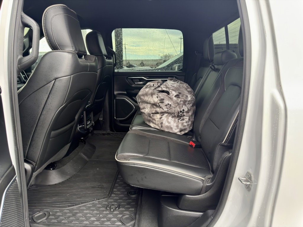 Used 2022 RAM 1500 Laramie w/ Sport Appearance Package image 11