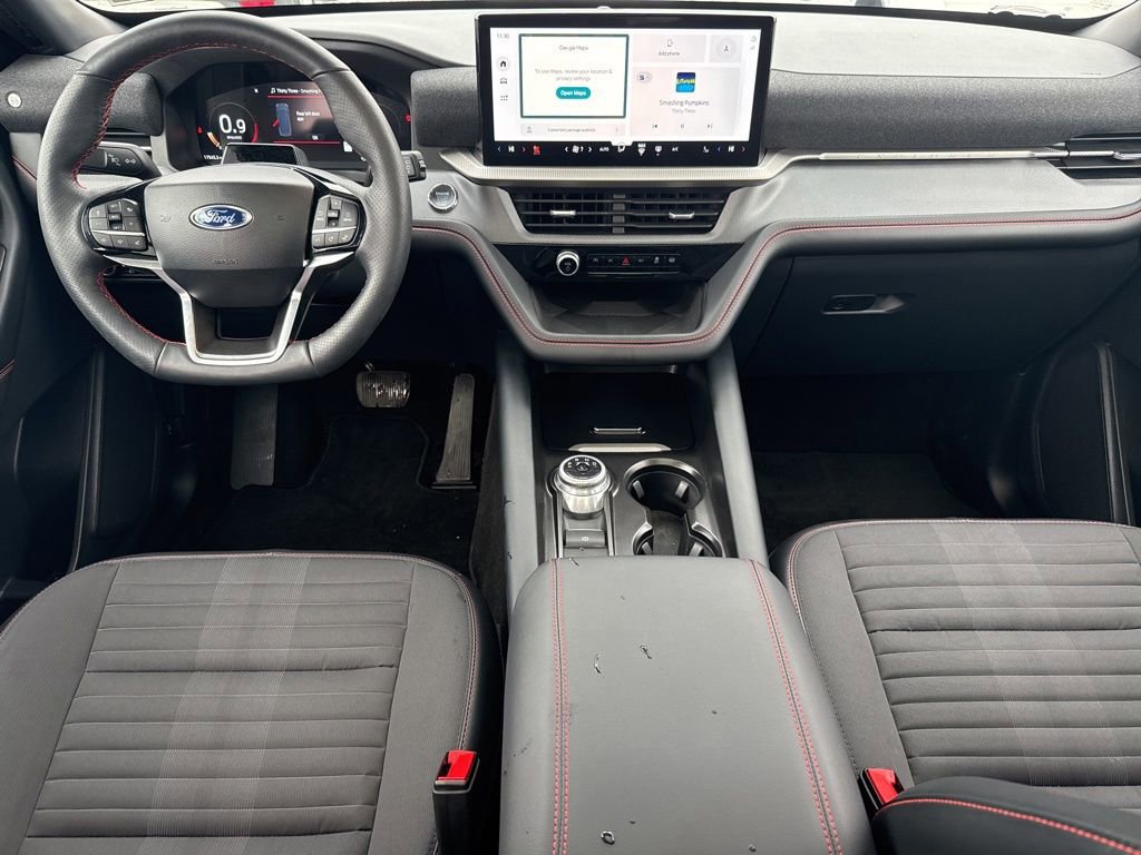 Used 2025 Ford Explorer ST-Line image 12