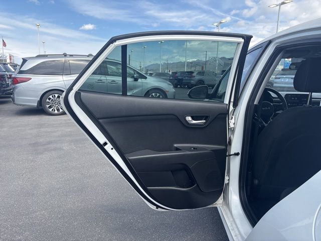 Used 2022 Kia Rio LX FWD image 17