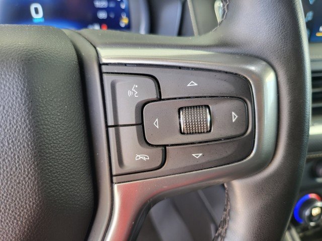 Used 2023 Chevrolet Suburban Premier AWD/4WD image 28