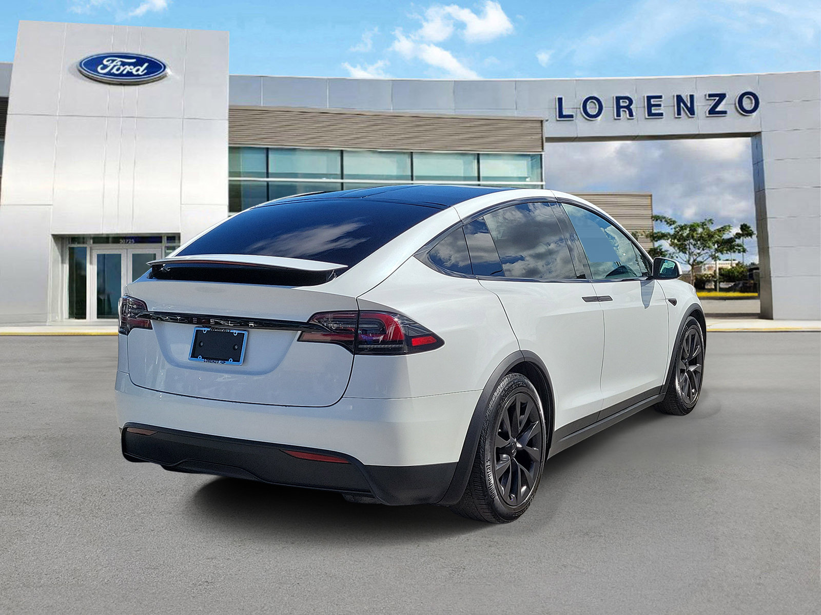 Used 2024 Tesla Model X AWD/4WD image 5