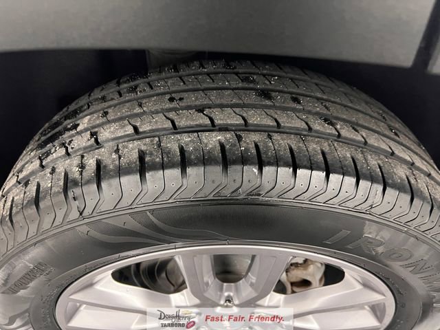 Used 2022 GMC Terrain SLT AWD/4WD image 16